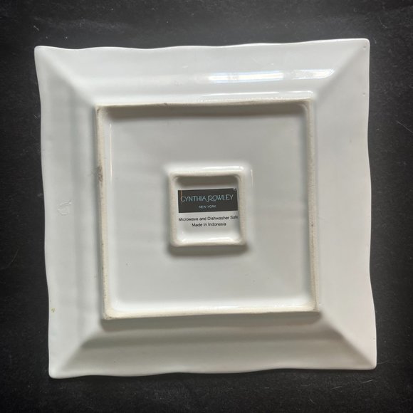 Cynthia Rowley New York Four (4) Decorative Luncheon Plates 8” x 8” - Picture 4 of 5